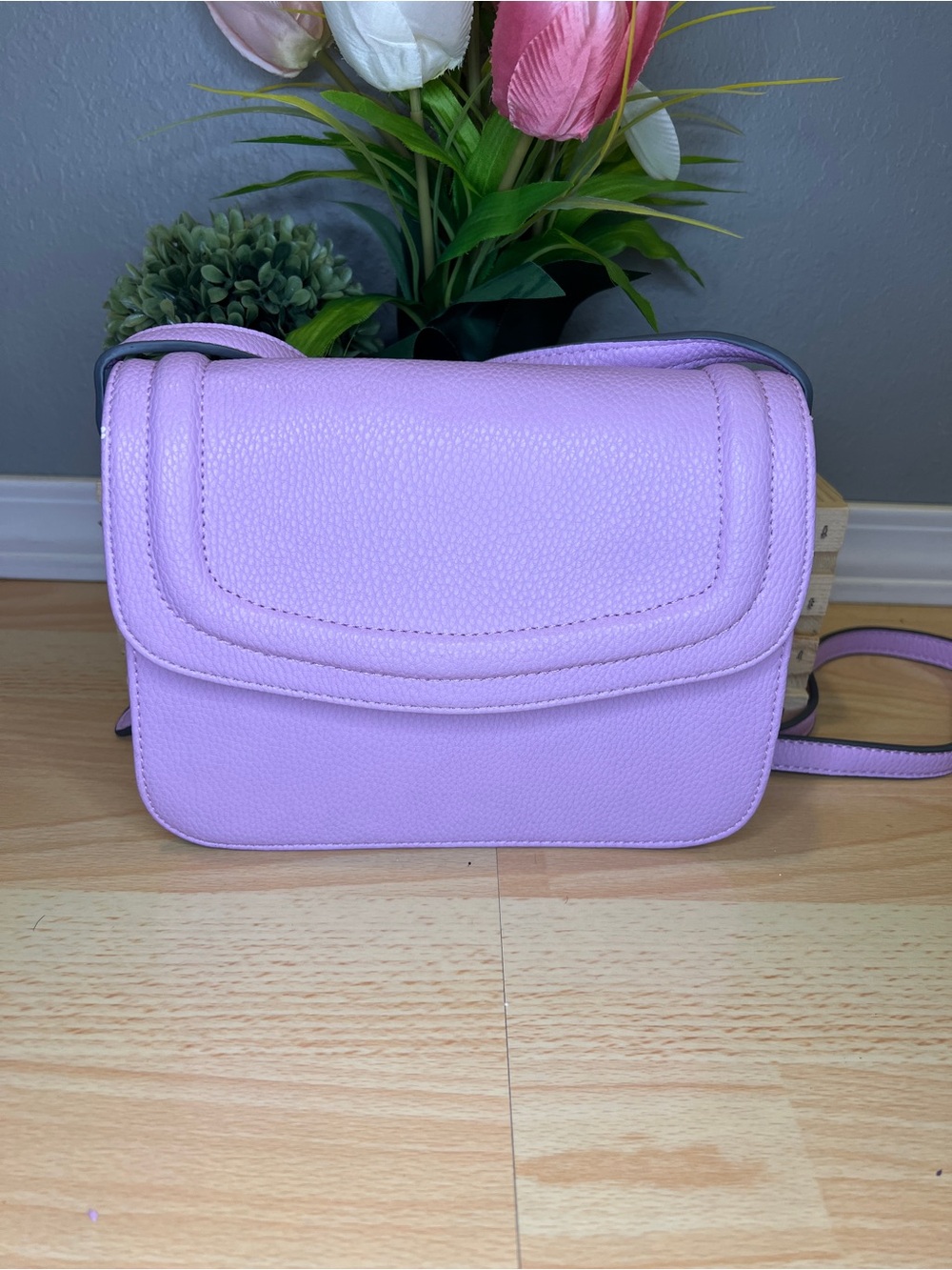 Charming Charlie Purple Crossbody - Picture 1 of 12